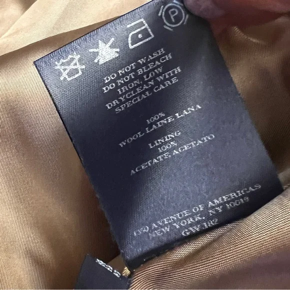 Burberry Tan Plaid Coat with Fur Collar - Picture 8 of 15